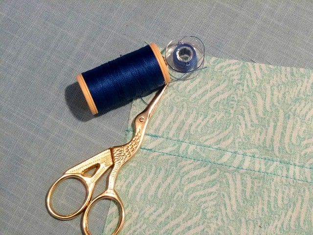 Las 3 tijeras para costura imprescindibles en tu costurero (y una más)